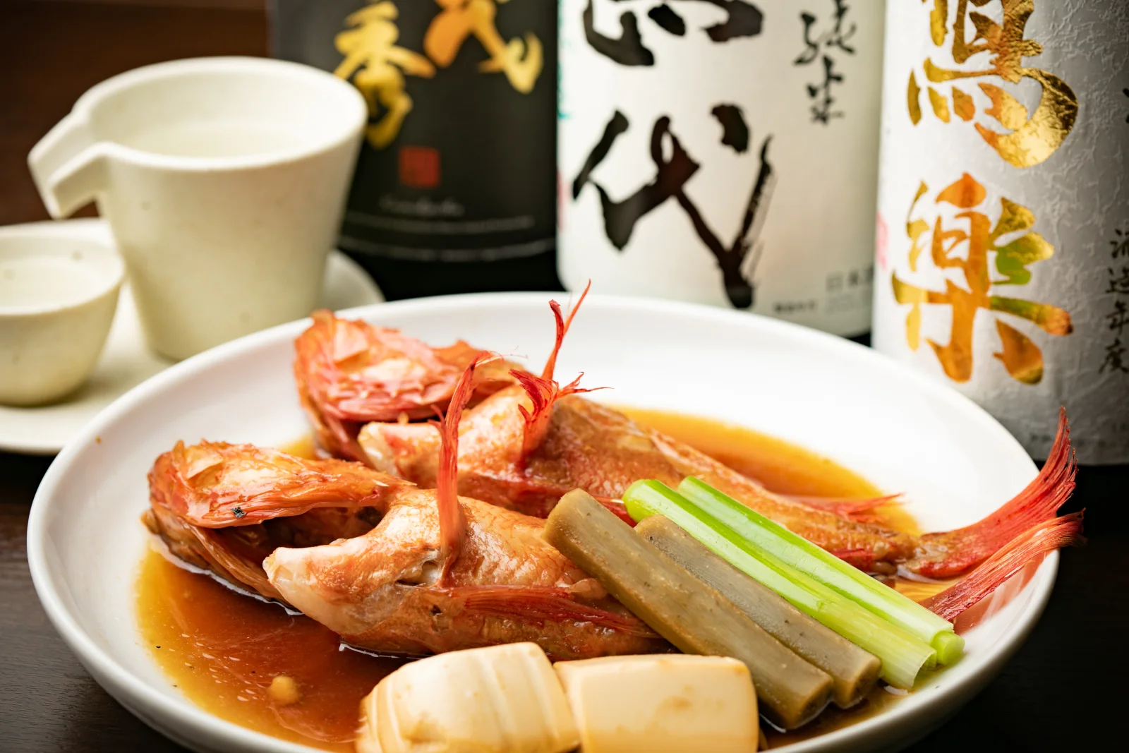 魚和水産の魚を使った金目鯛の煮付け