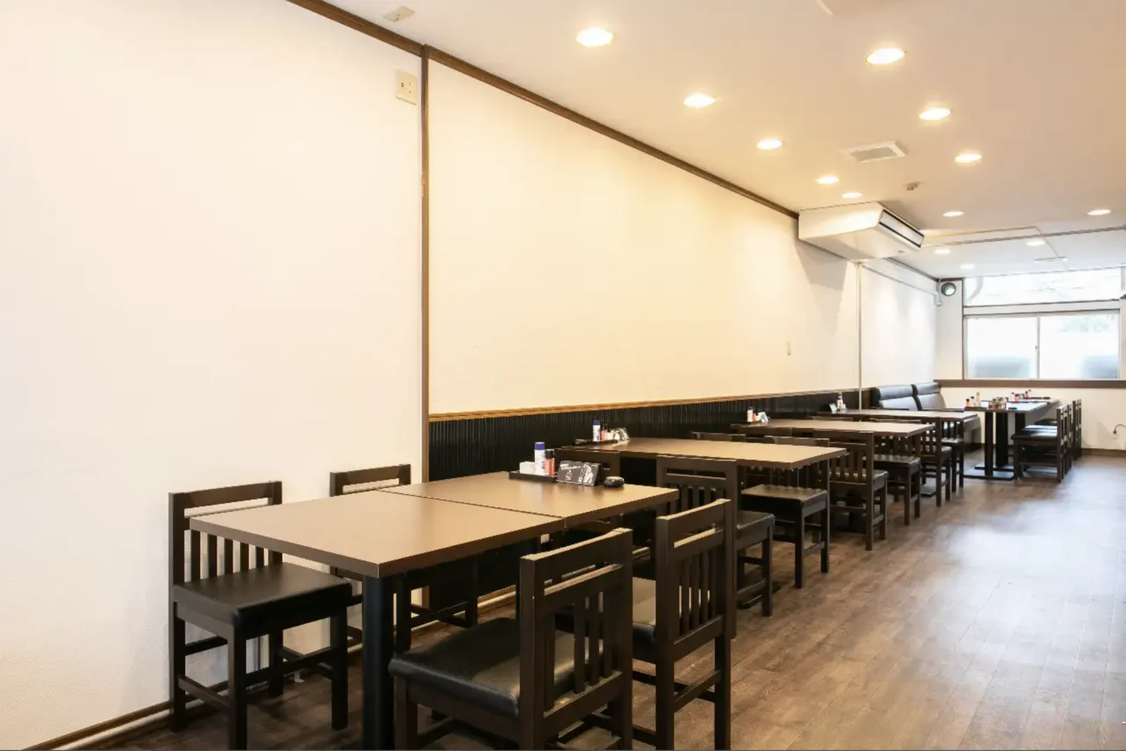 海鮮酒場うお心楠葉店の実際の店内
